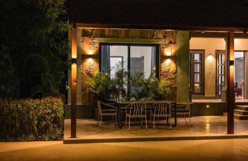 Bedla Villa | Raas Stays by ELIVAAS Signature 4-BHK Retreat With Private Pool, Gardens, Lounge & Scenic Aravali Views