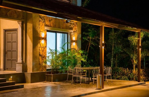 Bedla Villa | Raas Stays by ELIVAAS Signature 4-BHK Retreat With Private Pool, Gardens, Lounge & Scenic Aravali Views