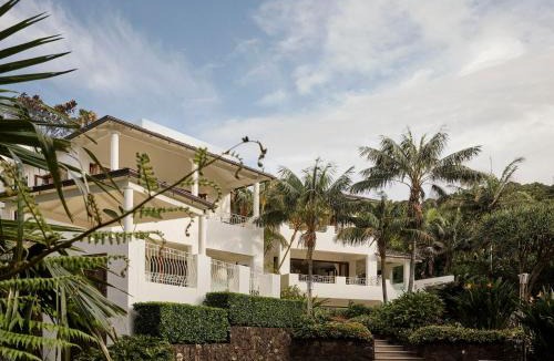 Byron Bay Hotel | Raes on Wategos