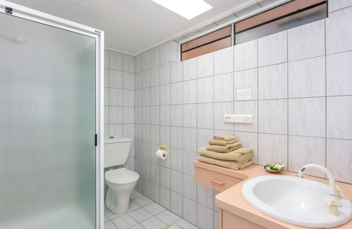 Rainbow Beach Hotel | Rainbow Sands Resort