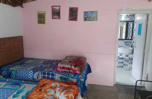 Lansdowne Hotel | Raiseraa Cottages