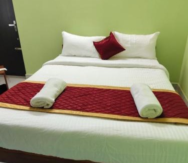 Tiruvannamalai Cabin | Rajeshwari Tower & Residency