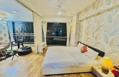 Dumas Apartment | Rajhans belliza