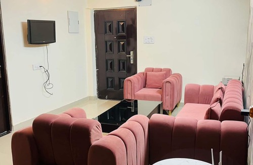 Varanasi Apartment | Rama Homestay