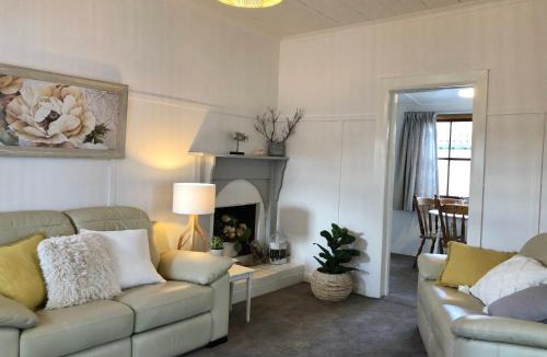 Kingston Beach Apartment | Recreation Cottage