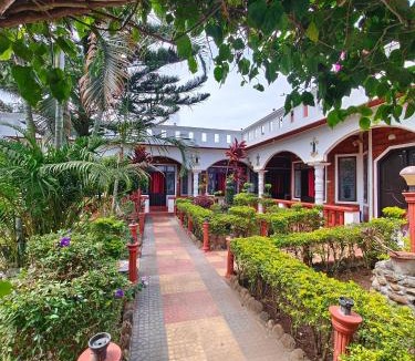 Masinagudi House | Red Stone villa