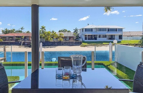 Mooloolaba House | Remarkable Six Bedroom Waterfront Home! Perfect for the extended family