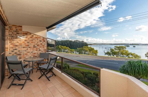Forster Apartment | Renas Court 2