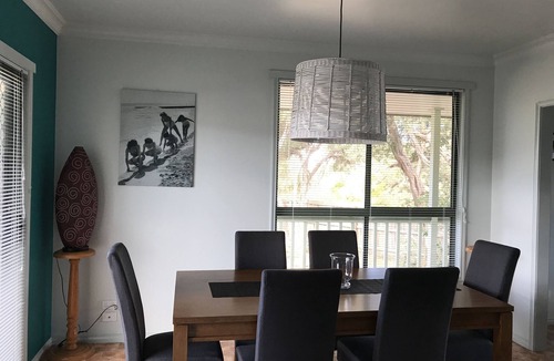 Golden Beach House | Retreat @ Golden Beach, just metres from the sea