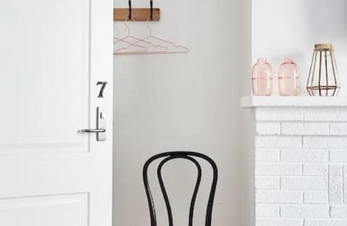 Richmond North Apartment | Richmond Studio Apt | Close to MCG & Woolworths