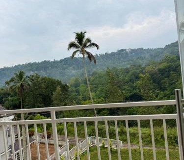 Chithirapuram House | River Side Paradise By Greenleaves Munnar