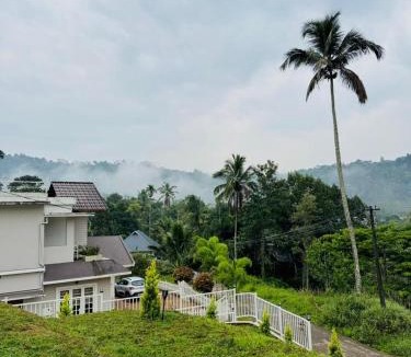 Chithirapuram House | River Side Paradise By Greenleaves Munnar