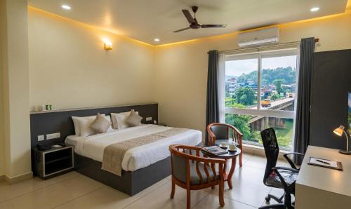 Mukkam Hotel | RIVULET River Side Budget Business Class Hotel
