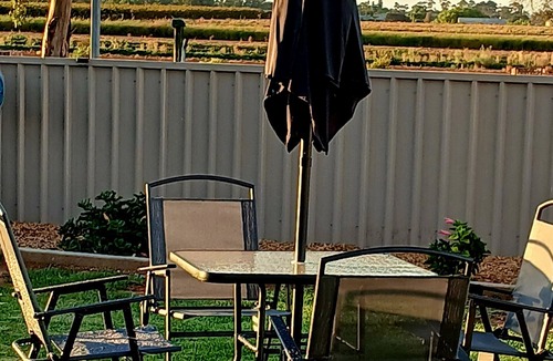 Barmera House | Romantic country getaway nestled amongst the vines of the sunny SA riverland.