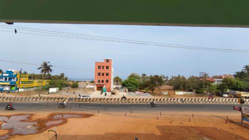 Kuilapalayam Hotel | Ronazio Beach View Residency