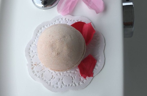 Mollymook Beach Apartment | Rooftop SPA Romance at Wavewatch: Seas the Moment!