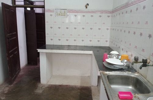 Kalapettai House | room for travelers non ac room for ladies only