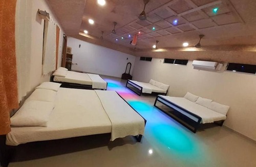 Anaimalai House | Room in Lodge - Royal Cottage, Anaimalai Room 7