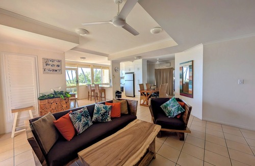 Bowen Hotel | Rose Bay Resort