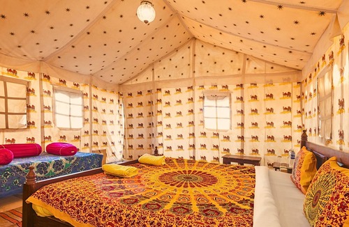 Kanoi Hotel | Royal Pavilion Camps