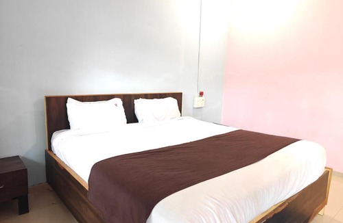 Sangli Hotel | Royal Villa Resort