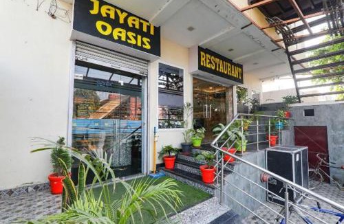 Indira Nagar Hotel | RROOMS Elite Hotel Jayati Oasis Inn