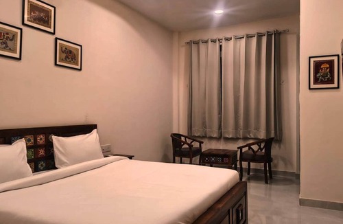 Jhotwara Hotel | Rupam Bagh
