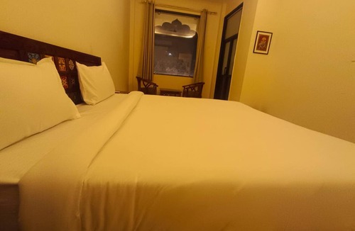 Jhotwara Hotel | Rupam Bagh