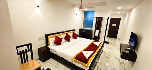 Udupi Hotel | SAADHANA COMFORTS LODGE