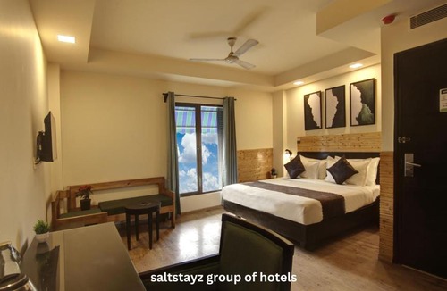 Okhla Hotel | Saltstayz Thyme - New Friends Colony