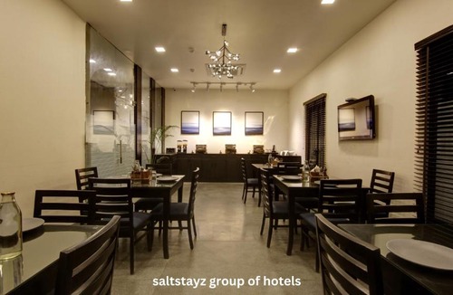 Okhla Hotel | Saltstayz Thyme - New Friends Colony