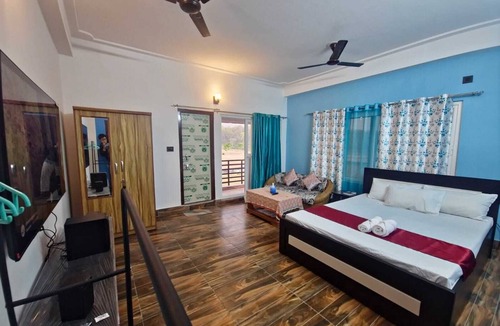 Jalpaiguri Hotel | Sambhav Homestay By Tenzin