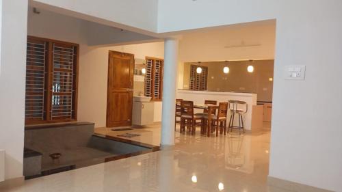 Thanjavur Villa | Santhosh Villa