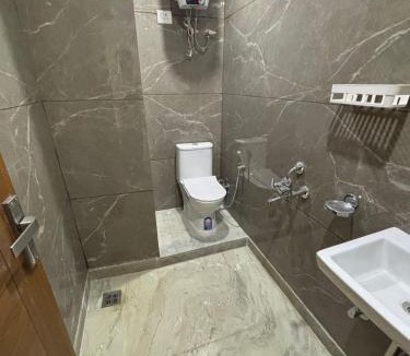 East of Kailash Apartment | santosh apartment