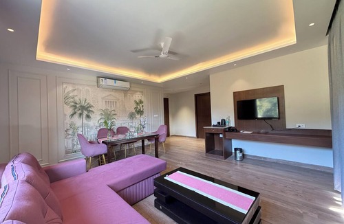 Bullawala Hotel | Saraiville - Boutique Riverside Stay