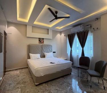 Madurantakam Hotel | Sasikala Residency