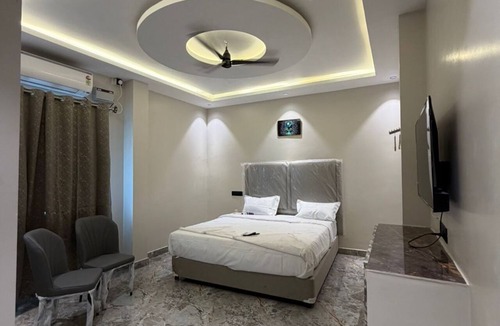 Madurantakam Hotel | Sasikala Residency
