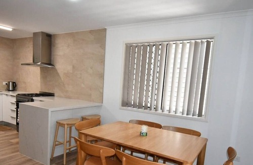 Woodgate House | Seeking Tranquility? This Holiday Home is Perfect for Families & Fishing.