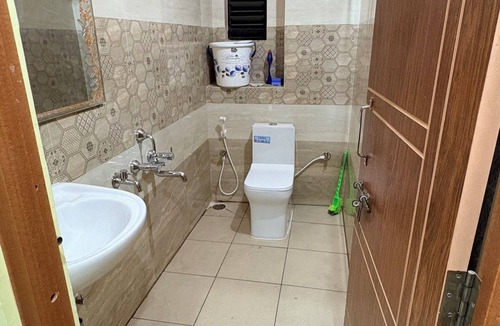 Mysore Apartment | Serene 1-bedroom apartment in charming Mysuru perfect for relaxing stay