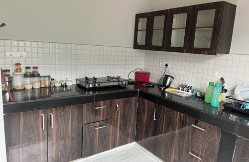 Sidhpur Apartment | Serene 2-bedroom apartment with AC in Dharamshala