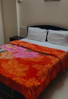 Phase 2 House | Service Apartment near Prestige Technostar Kundalahalli