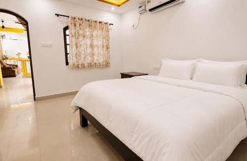 Calangute Hotel | Sevrina Beach Inn Calangute