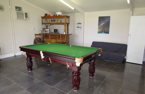 Dalrymple House | Shelldous - Dog friendly! Off Peak Special!