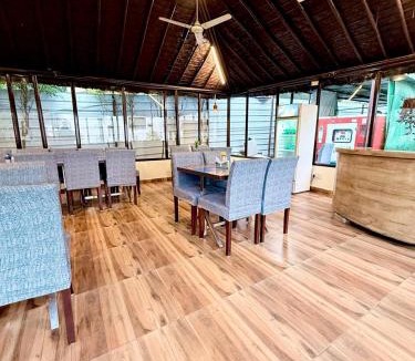 Dhikuli Hotel | Shelton Blu Resort
