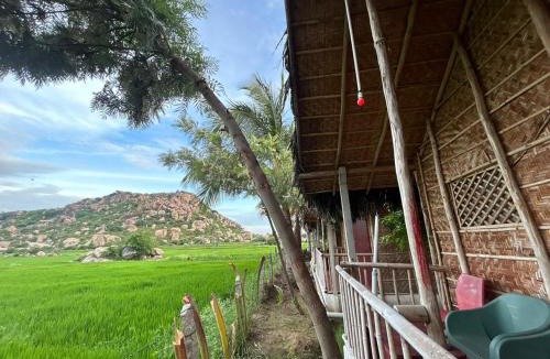 Kamalapur Resort | Sheshbesh hampi