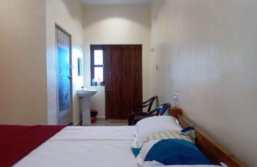 Kamalapur House | Shiva Homestay Hampi