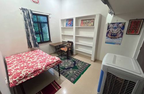 Barsana House | Shree Radha Madhav Homestay Barsana, Mathura, UP For Couples ,Solo ,Family etc.