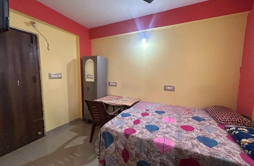 Vyalikaval HBCS Layout Hostel | Siri Krishna Gents PG