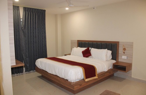 Tiruvannamalai Hotel | Siva Subramaniyar Residency
