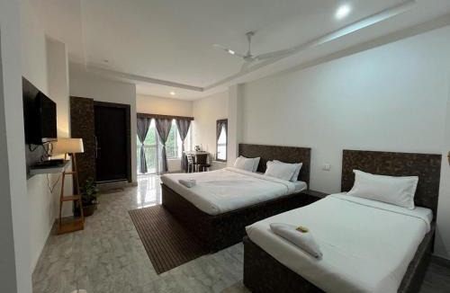 Golaghat Hotel | Sneha Bhawan Kaziranga